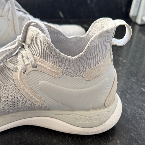 Lululemon Vpor Women’s Shoe 8 - Picture 5 of 10